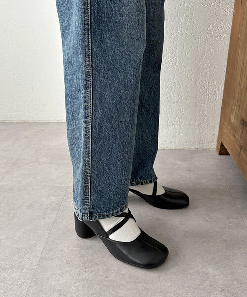 DISCOAT（ディスコート）の「【大型店・WEB限定】円柱ヒールクロス