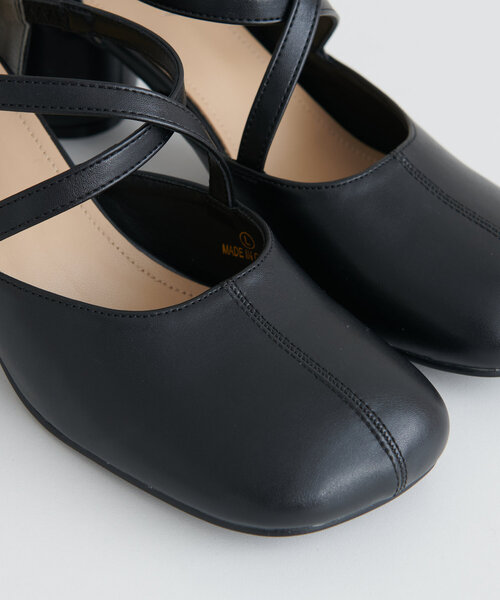 DISCOAT(ディスコート)の「【大型店・WEB限定】円柱ヒールクロスストラップシューズ(パンプス・レディース・ブラック・LARGE/MEDIUM/SMALL)」の21枚目の写真