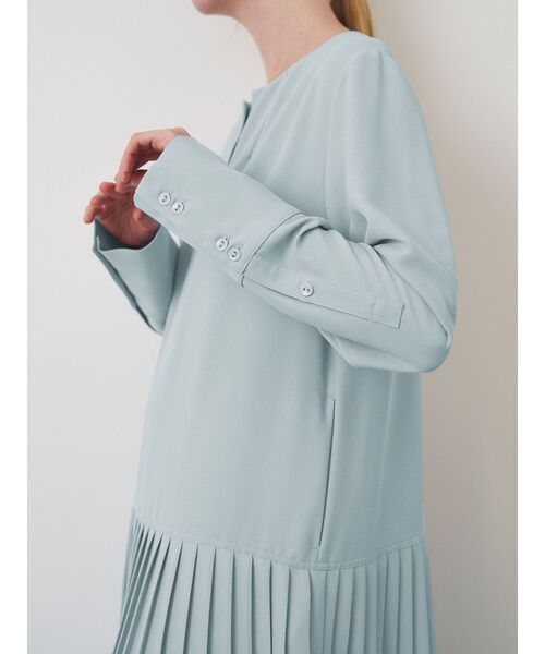 ELENDEEK（エレンディーク）の「マルチネックワンピース（ワンピース・レディース・ブルー/ブラック・01/02）」の8枚目の写真