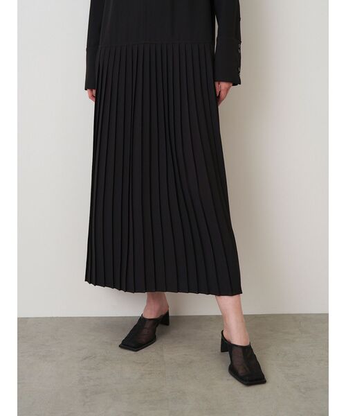 ELENDEEK（エレンディーク）の「マルチネックワンピース（ワンピース・レディース・ブルー/ブラック・01/02）」の17枚目の写真