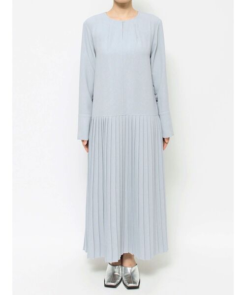 ELENDEEK（エレンディーク）の「マルチネックワンピース（ワンピース・レディース・ブルー/ブラック・01/02）」の18枚目の写真