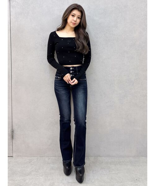 GYDA(ジェイダ)の「GDビジューニットトップス(ニット/セーター・レディース・オフホワイト/ブラック・FREE)」の9枚目の写真