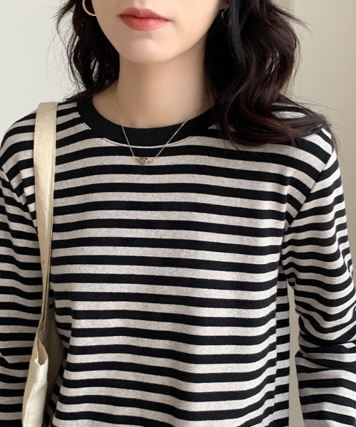Teem Store(チームストア)の「フィンガーホール ストレッチ ボーダーロンT(Tシャツ/カットソー・レディース・グリーン/パープル/ブラック・M/L)」の16枚目の写真