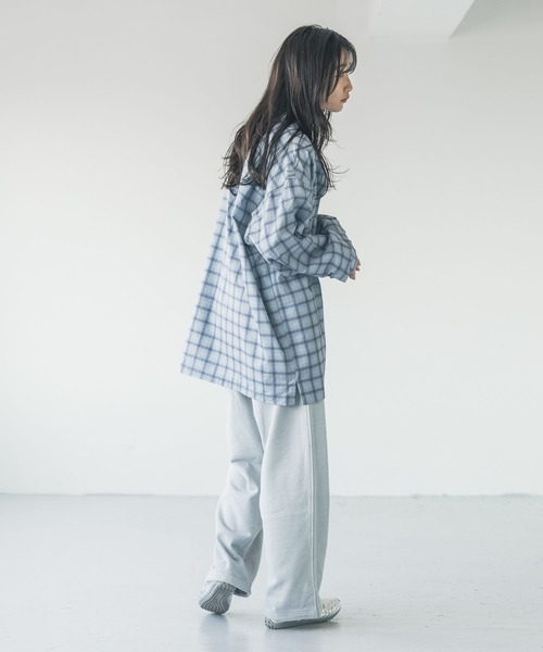 LOWRYS FARM(ローリーズファーム)の「シアサッカーチェックシャツLS 321317(シャツ/ブラウス・メンズ・グレー/ブルー/チャコールグレー・MEDIUM/LARGE)」の13枚目の写真