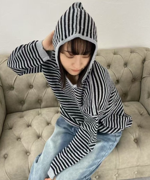 mebole（メボレ）の「フード付きボーダーセーター（ニット/セーター・レディース・ブラック・FREE）」の5枚目の写真