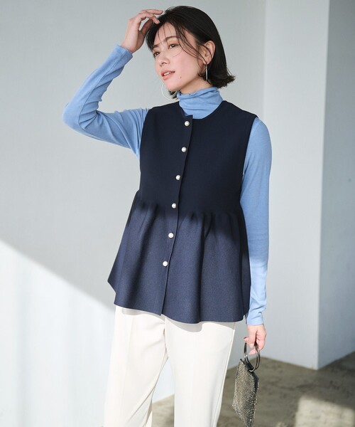 UNFILO(アンフィーロ)の「【WEB限定/セレモニー】BEAUTY MOVE センタープレス テーパードパンツ(その他パンツ・レディース・ホワイト系/ブラック系2/ネイビー系2/アイボリー系2・XX-SMALL/X-SMALL/LARGE/MEDIUM/SMALL)」の13枚目の写真