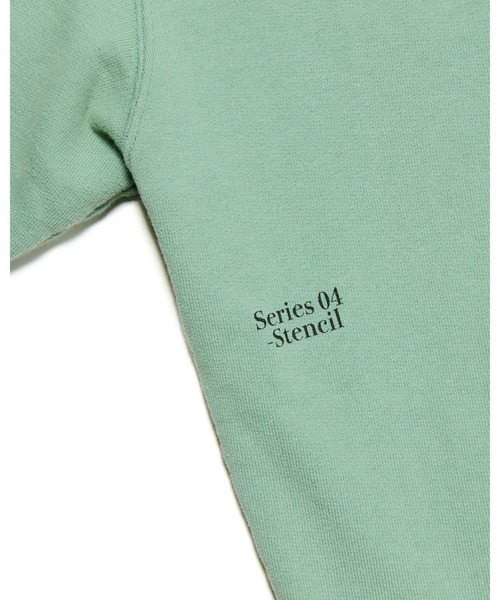 SOPHNET.（ソフネット）の「SIMON TAYLOR: STENCIL HOODIE（パーカー・メンズ・ピンク/ブラック/ライトブルー・SMALL/MEDIUM/LARGE/X-LARGE）」の8枚目の写真