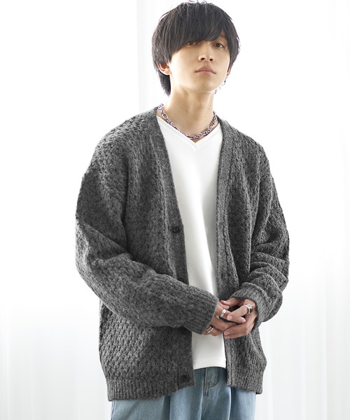 MinoriTY(マイノリティ)の「【MinoriTY】ざっくり編みオーバーサイズニットカーディガン(カーディガン/ボレロ・メンズ・グレイッシュベージュ/チャコール・S/M/L)」の7枚目の写真