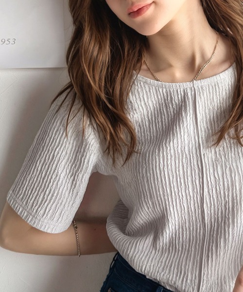 classicalelf(クラシカルエルフ)の「抜け感&二の腕カバーの優等生。前後2wayジャガードトップス(半袖)(Tシャツ/カットソー・レディース・ライトグレー/チャコール/ブラック/アイボリー・LARGE/MEDIUM/SMALL/X-LARGE)」の4枚目の写真