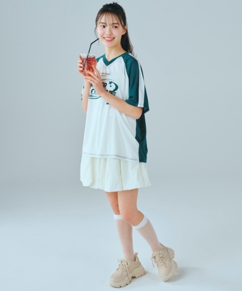 LOVETOXIC（ラブトキシック）の「厚底スニーカー（スニーカー・キッズ・ホワイト/ブラック/ベージュ・23-23.5cm/24-24.5cm/22-22.5）」の6枚目の写真