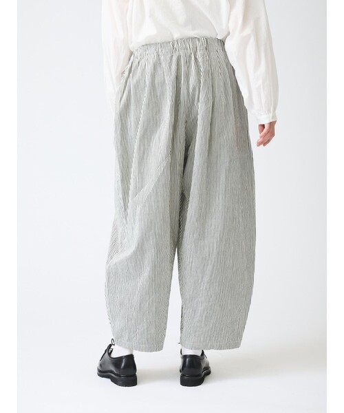 mizuiroind(ミズイロインド)の「mizuiro ind ヒッコリーワイドテーパードパンツ(その他パンツ・レディース・キナリ/インディゴブルー/ネイビー・FREE)」の16枚目の写真
