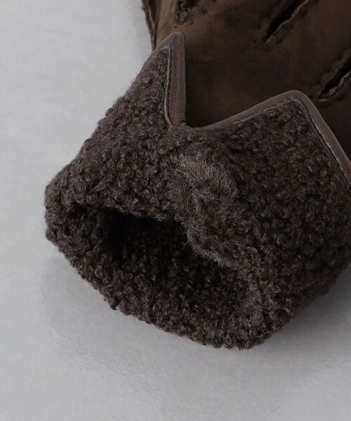 UNITED ARROWS(ユナイテッドアローズ)の「<MARIO PORTOLANO> シアリング グローブ(手袋・メンズ・ダークブラウン・8)」の6枚目の写真