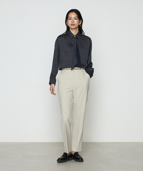 COMME CA（コムサ）の「サテンワッシャーダイヤ小紋柄 ブラウス（シャツ/ブラウス・レディース・ネイビー/オフホワイト・9号/11号）」の3枚目の写真