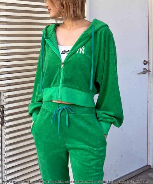 BACK TO THE FIELD（バック トゥー ザ フィールド）の「【MLB】コンパクトパイルセットアップ（ワンピース・レディース・ブラック/グリーン/ホワイト・FREE）」の8枚目の写真