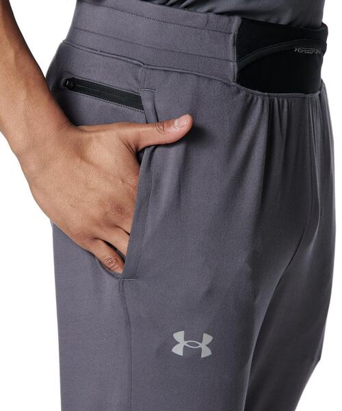 UNDER ARMOUR(アンダーアーマー)の「UAモチベート パンツ(トレーニング/メンズ)(その他パンツ・メンズ・グレー×ホワイト・M/L/2XL/XL/5XL/3XL/S)」の4枚目の写真