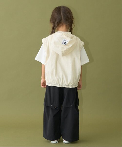 b・ROOM（ビールーム）の「【ベストにもなる2way】シアーウィンドブレーカー（ブルゾン・キッズ・アイボリー/カーキ/ブルー系その他2/チャコール・130cm/140cm/150cm/120cm/100cm/110cm）」の17枚目の写真