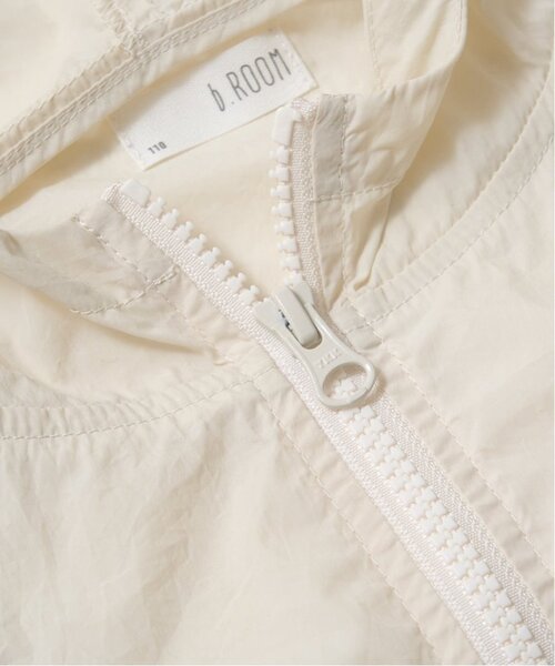 b・ROOM（ビールーム）の「【ベストにもなる2way】シアーウィンドブレーカー（ブルゾン・キッズ・アイボリー/カーキ/ブルー系その他2/チャコール・130cm/140cm/150cm/120cm/100cm/110cm）」の6枚目の写真