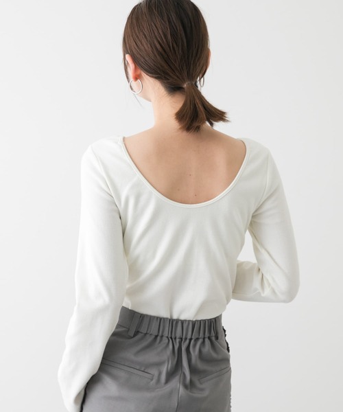 SENSE OF PLACE by URBAN RESEARCH（センスオブプレイスバイアーバンリサーチ）の「カップツキバックオープンリブトップ（Tシャツ/カットソー・レディース・ブラック/ホワイト/モカ・ONE）」の4枚目の写真