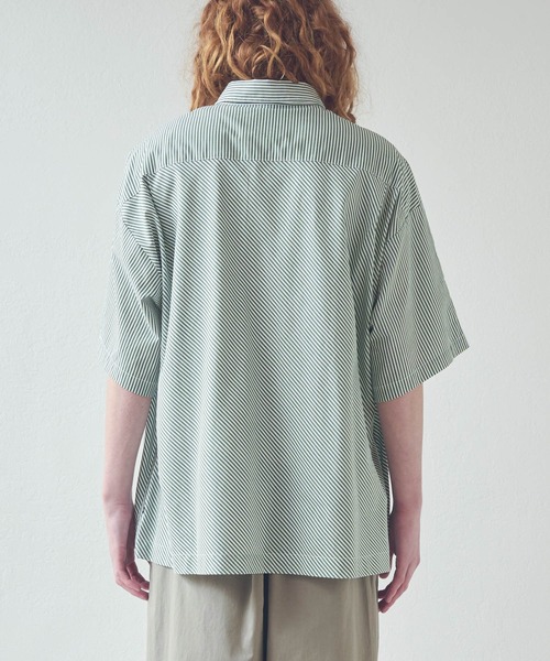 Kelen（ケレン）の「「KELEN MENS / ケレン メンズ」 バイアスビッグシャツ DOPEY（シャツ/ブラウス・メンズ・ブルー/イエロー/グリーン・38/40）」の15枚目の写真