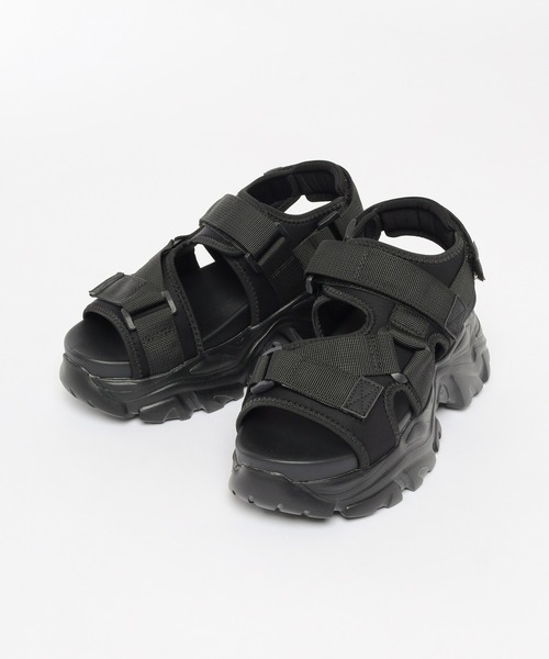 Honeys(ハニーズ)の「厚底スポーツサンダル(サンダル・レディース・ブラック×ホワイト/ブラック/ホワイト・LL/S/M/L)」の10枚目の写真