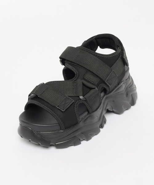 Honeys(ハニーズ)の「厚底スポーツサンダル(サンダル・レディース・ブラック×ホワイト/ブラック/ホワイト・LL/S/M/L)」の11枚目の写真