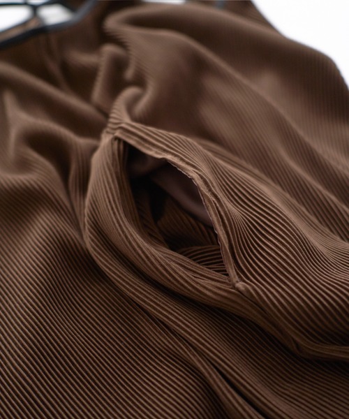 pairmanon（ペアマノン）の「【リンクコーデ】【ママサイズ】プリーツ キャミワンピース（ワンピース・レディース・ブラウン/ブラック・FREE）」の14枚目の写真