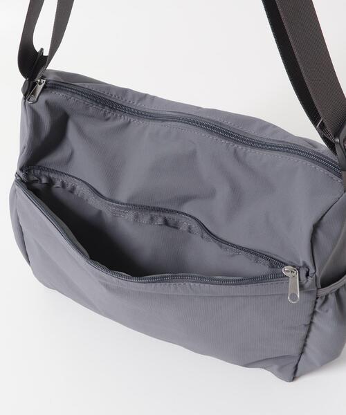 SENSE OF PLACE by URBAN RESEARCH（センスオブプレイスバイアーバンリサーチ）の「ナイロンショルダーバッグ（ショルダーバッグ・メンズ・ブラック/ライトベージュ/グレー・ONE）」の12枚目の写真