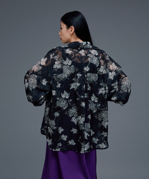 Ellno de Mavie(エルノデメヴィ)の「オパールシアールーズシャツ(シャツ/ブラウス・レディース・ブラック/オフホワイト・FREE)」の11枚目の写真