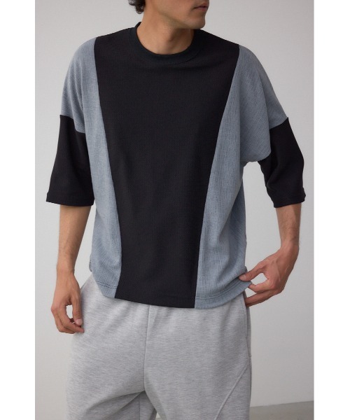 AZUL by moussy(アズールバイマウジー)の「異素材スウィッチングトップス(Tシャツ/カットソー・メンズ・ブラック系その他/ホワイト系その他/ブルー系その他・MEDIUM/LARGE)」の2枚目の写真