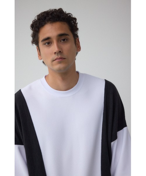 AZUL by moussy(アズールバイマウジー)の「異素材スウィッチングトップス(Tシャツ/カットソー・メンズ・ブラック系その他/ホワイト系その他/ブルー系その他・MEDIUM/LARGE)」の4枚目の写真