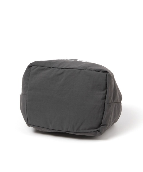 niko and...(ニコアンド)の「【OLD SMITH】巾着ショルダーバッグ(ショルダーバッグ・レディース・ブラック/オレンジ/グレー・0)」の8枚目の写真