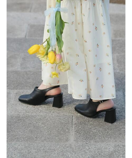 Te chichi TERRASSE（テチチテラス）の「【日比谷花壇コラボ】プリントシャーリングスカート（セットアップ可）（スカート・レディース・オフホワイト/ネイビー/キャメル・F）」の7枚目の写真