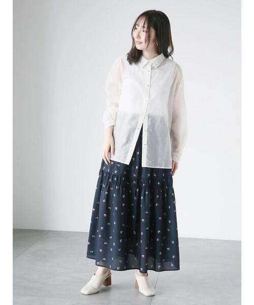 Te chichi TERRASSE（テチチテラス）の「【日比谷花壇コラボ】プリントシャーリングスカート（セットアップ可）（スカート・レディース・オフホワイト/ネイビー/キャメル・F）」の18枚目の写真