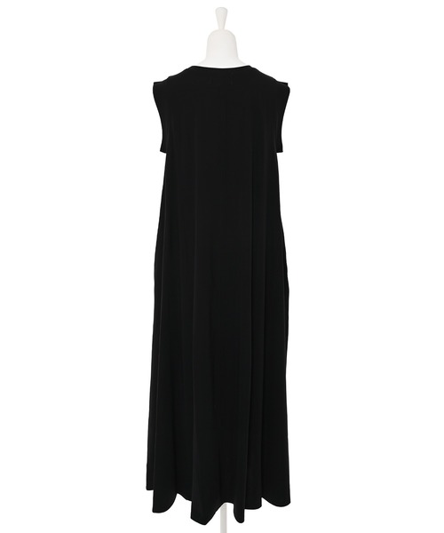 Narcissus(ナルシス)の「ノースリーブロングワンピース ポケット付き リラックスフレア(ワンピース・レディース・ブラック/ブルー・FREE)」の10枚目の写真