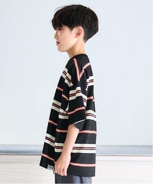 and D. petit main（アンドディープティマイン）の「リップルボーダービッグ半T（Tシャツ/カットソー・キッズ・ネイビー/ブラック/ターコイズブルー・130cm/110cm/120cm/140cm/90cm/100cm/150cm）」の12枚目の写真