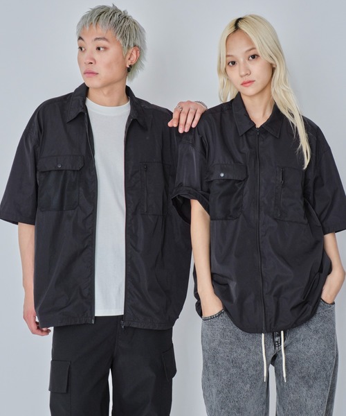 WEGO(ウィゴー)の「WEGO/ナイロンメッシュZIPシャツ(シャツ/ブラウス・メンズ・ブラック・MEDIUM/LARGE)」の1枚目の写真
