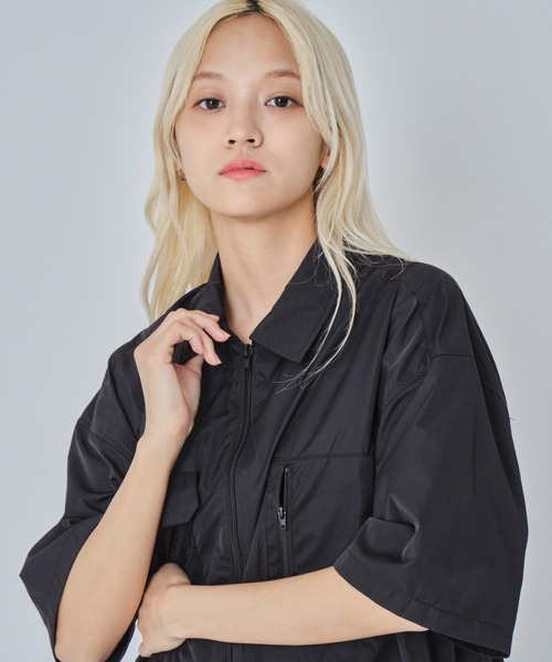 WEGO(ウィゴー)の「WEGO/ナイロンメッシュZIPシャツ(シャツ/ブラウス・メンズ・ブラック・MEDIUM/LARGE)」の14枚目の写真