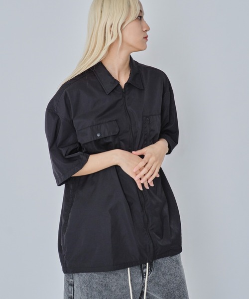WEGO(ウィゴー)の「WEGO/ナイロンメッシュZIPシャツ(シャツ/ブラウス・メンズ・ブラック・MEDIUM/LARGE)」の16枚目の写真