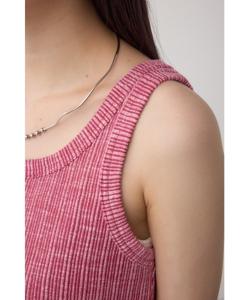 AZUL by moussy（アズールバイマウジー）の「2WAYリブタンクトップ（タンクトップ・レディース・レッド/アイボリー/ブラック/グレー・FREE）」の8枚目の写真