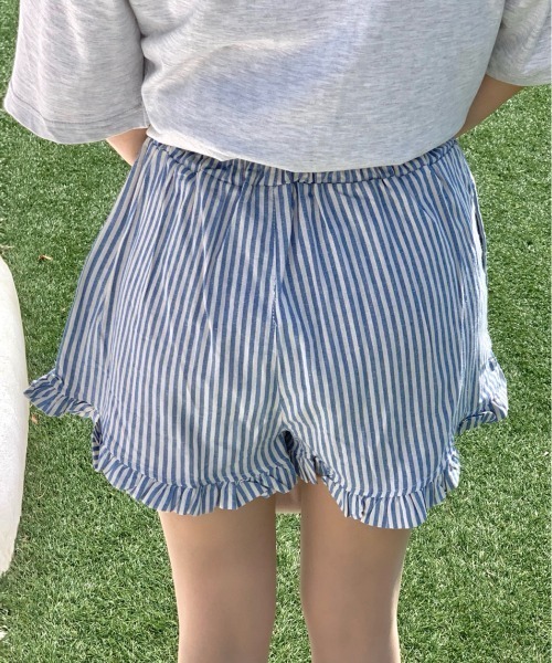 Teem Store(チームストア)の「裾フリル ストライプショートパンツ(その他パンツ・レディース・ブルー・S/M)」の2枚目の写真