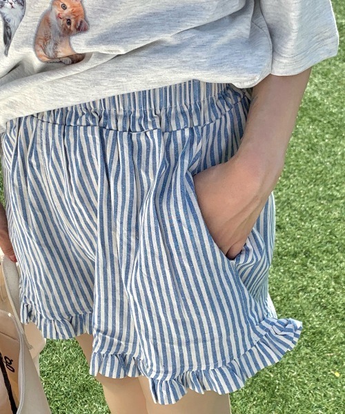 Teem Store(チームストア)の「裾フリル ストライプショートパンツ(その他パンツ・レディース・ブルー・S/M)」の3枚目の写真