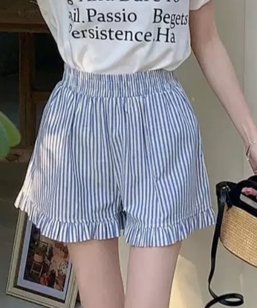Teem Store(チームストア)の「裾フリル ストライプショートパンツ(その他パンツ・レディース・ブルー・S/M)」の16枚目の写真
