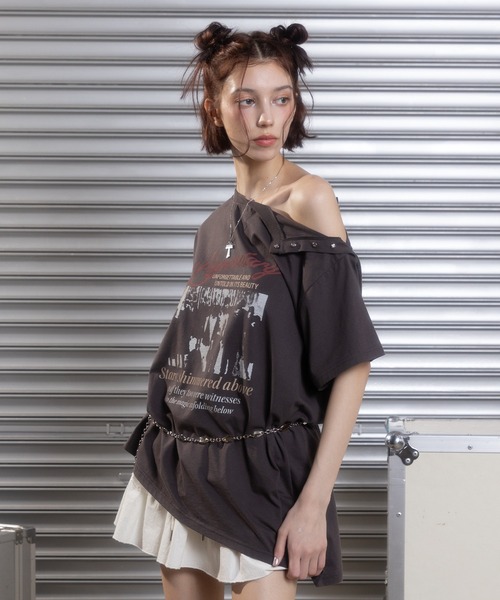 ACLENT(アクレント)の「2WAYアシンメトリーヴィンテージTシャツ(Tシャツ/カットソー・レディース・アイボリー/ブラック/カーキ・FREE)」の5枚目の写真