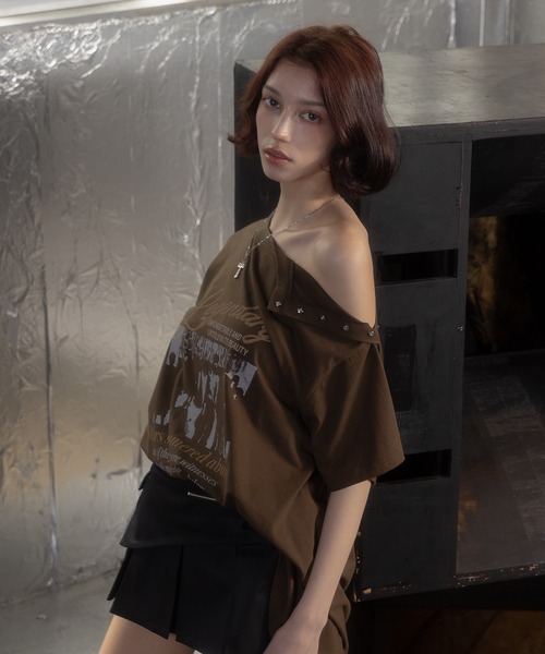 ACLENT(アクレント)の「2WAYアシンメトリーヴィンテージTシャツ(Tシャツ/カットソー・レディース・アイボリー/ブラック/カーキ・FREE)」の17枚目の写真