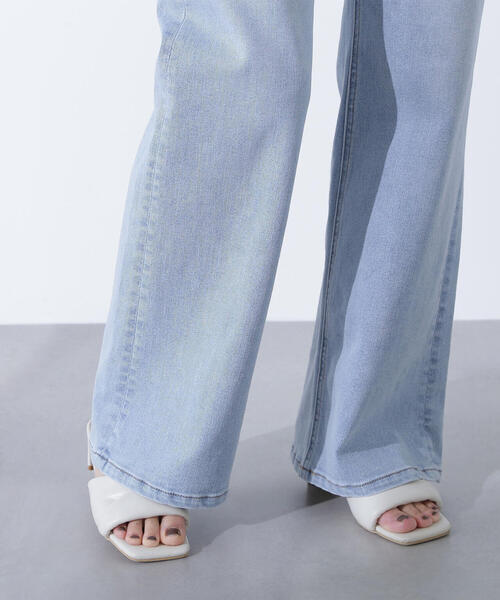 NATURAL BEAUTY BASIC（ナチュラルビューティーベーシック）の「◇デニムフレアパンツ（デニムパンツ・レディース・ブルー系その他2/ネイビー・SMALL/MEDIUM/P/S）」の15枚目の写真
