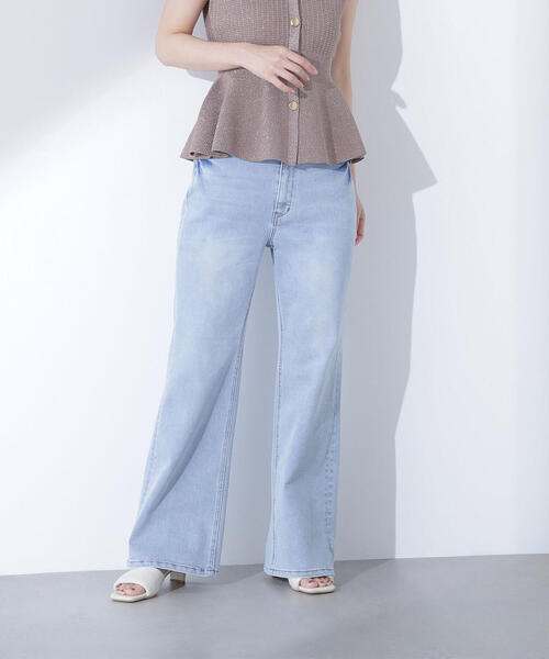 NATURAL BEAUTY BASIC（ナチュラルビューティーベーシック）の「◇デニムフレアパンツ（デニムパンツ・レディース・ブルー系その他2/ネイビー・SMALL/MEDIUM/P/S）」の2枚目の写真