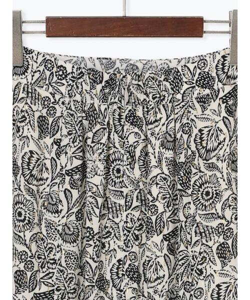 Te chichi CLASSIC（テチチクラシック）の「【DEVEAUX】ボタニカルプリントスカート（セットアップ可）《2025summer catalog item》（スカート・レディース・ベージュ・F）」の12枚目の写真