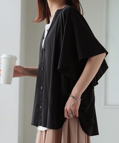 HUG.U(ハグユー)の「接触冷感ノーカラーシャツ(シャツ/ブラウス・レディース・スモークピンク/ブラック/ホワイト/ベージュ/ネイビー/ピンク/グレー・FREE)」の17枚目の写真