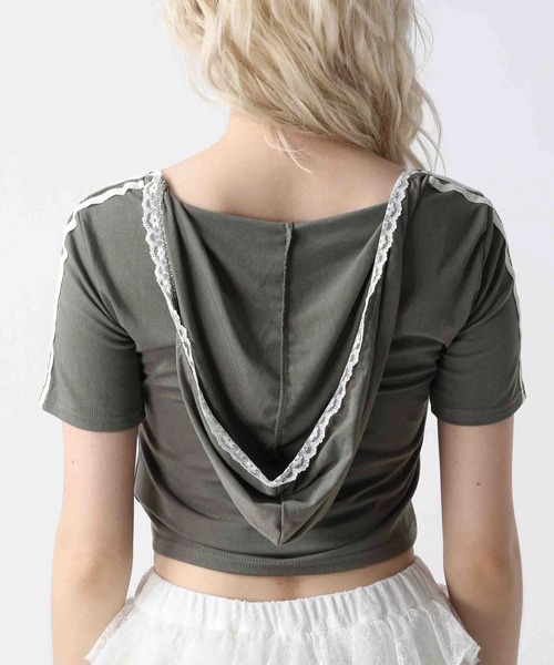 FOREVER 21(フォーエバー トゥエンティーワン)の「【2025SS】フーディコンパクトTシャツ(Tシャツ/カットソー・レディース・グレー/ブルー/ピンク・FREE)」の13枚目の写真