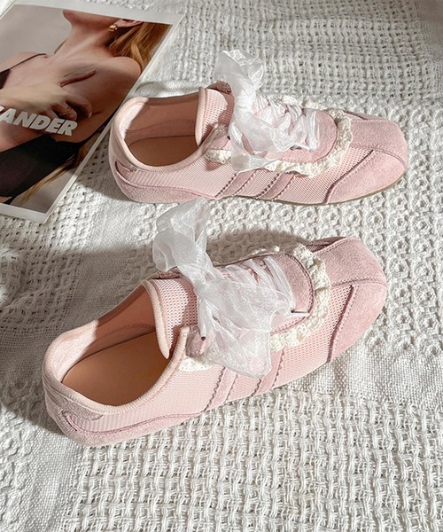 shoes365(シューズスリーシックスファイヴ)の「レースリボンスニーカー(スニーカー・レディース・ピンク/オフホワイト/シルバー/イエロー・23.5cm/24.5cm/23.0cm/24.0cm/25.0cm/22.5cm)」の10枚目の写真